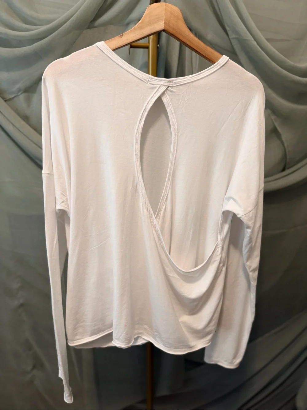 Alala effortless white